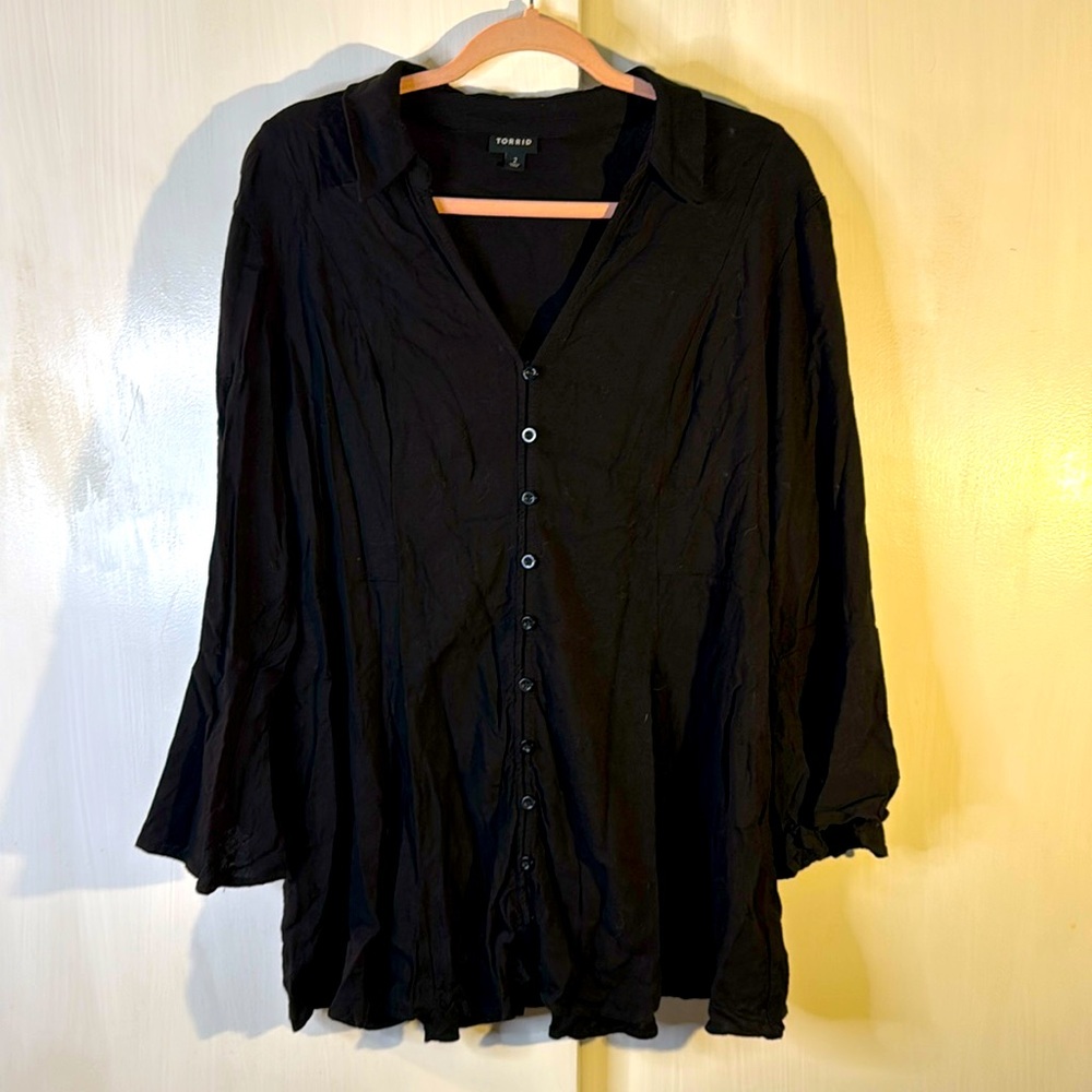 Torrid 2X Black Button Down